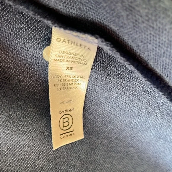 Athleta Pranayama Wrap Soft Cardigan Blue Pockets NWT XS - Picture 6 of 8